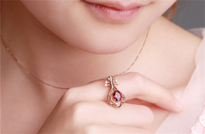 珠宝玉器市场前景广阔，交易迎来新机遇