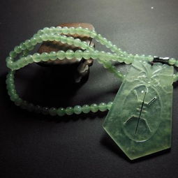 几近晴水木那翡翠 澄澈如晴空的收藏珍品