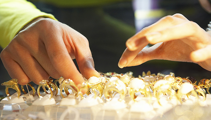 珠宝与互联网金融 东方金钰80亿跨界转型背后的商业逻辑