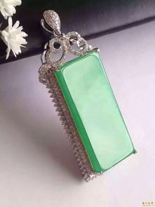 冰种满色节节高 翡翠珠宝交易中的典雅与价值